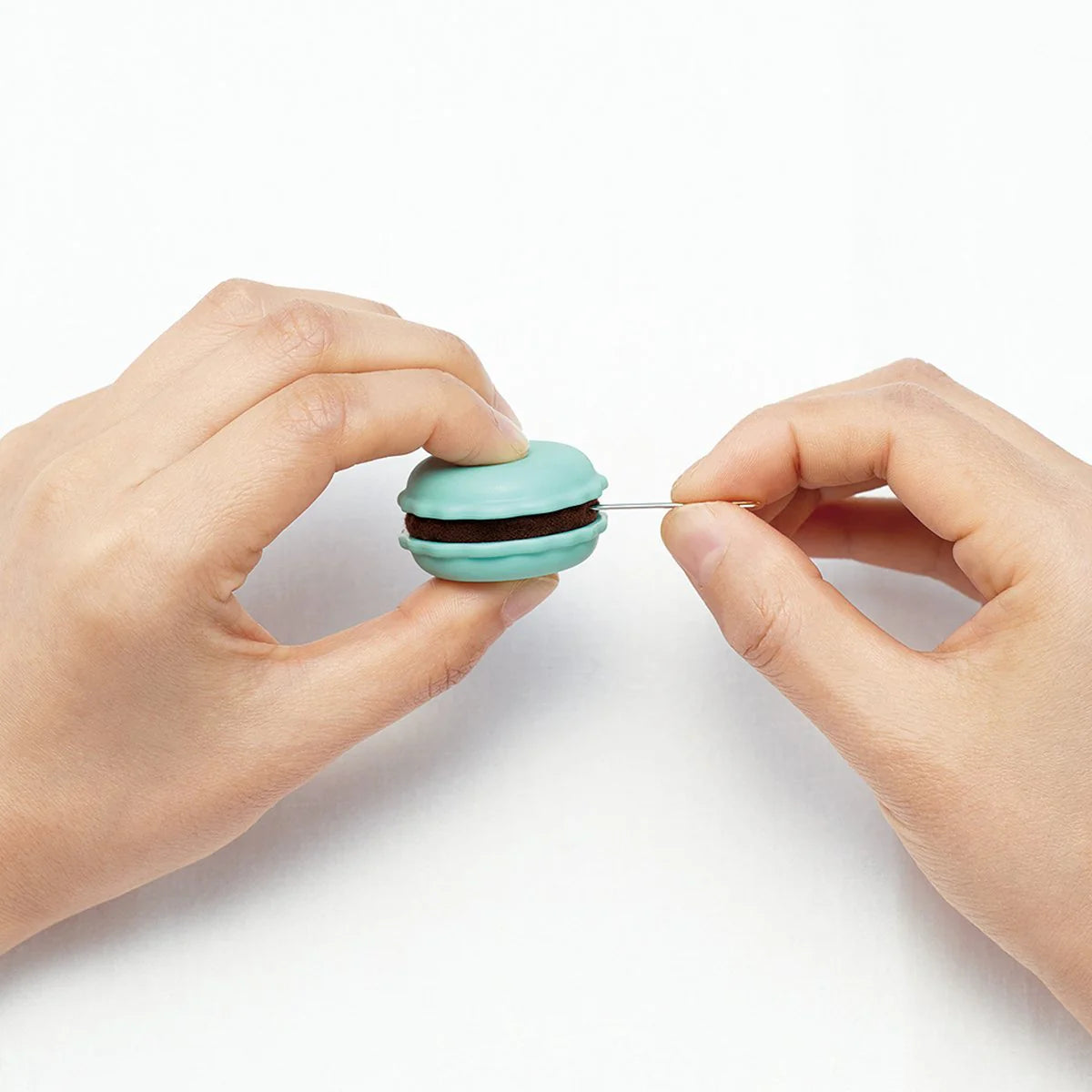 Afilador de agujas Macaron Clover