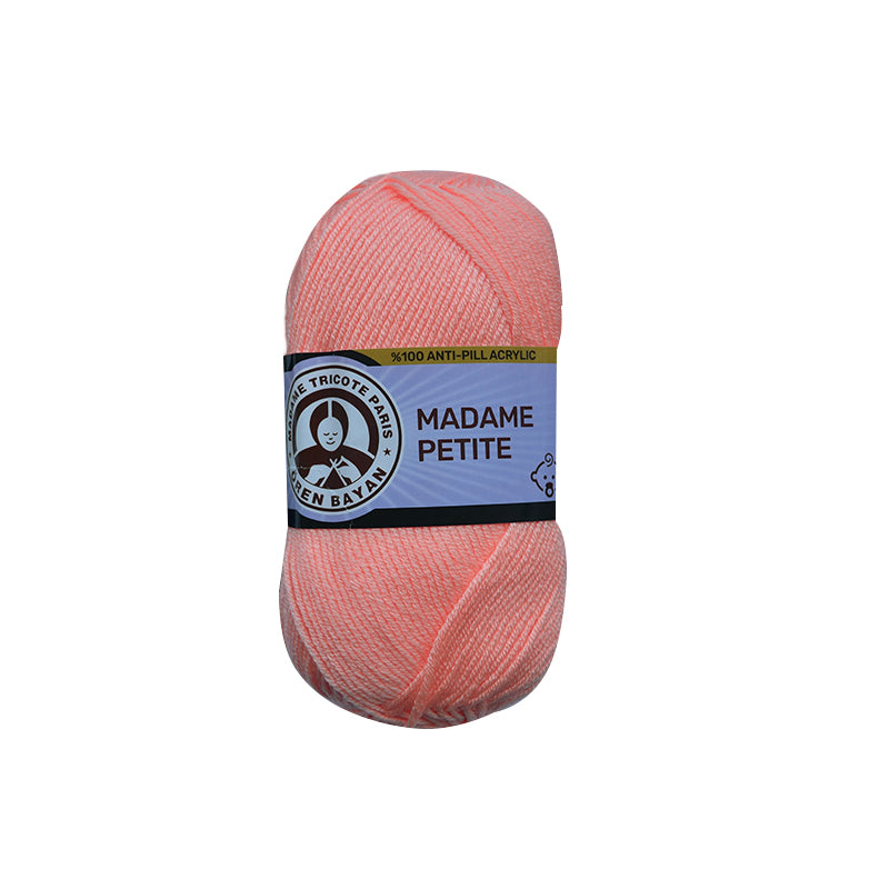Lana Madame Petite